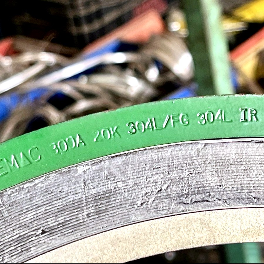 Gasket ring, material marking