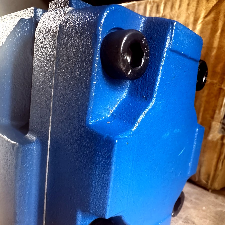 Hydraulic valve block