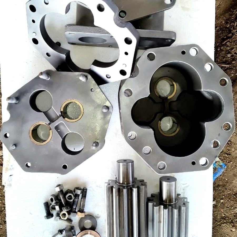 Pump housing kit